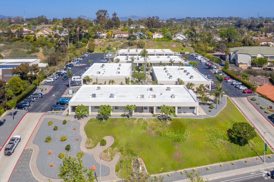 More Photos Of 317 N El Camino Real, Encinitas Medical For Lease