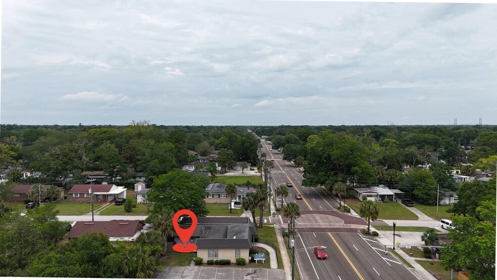 More Photos Of 1450 Rogero Rd, Jacksonville Office For Sale
