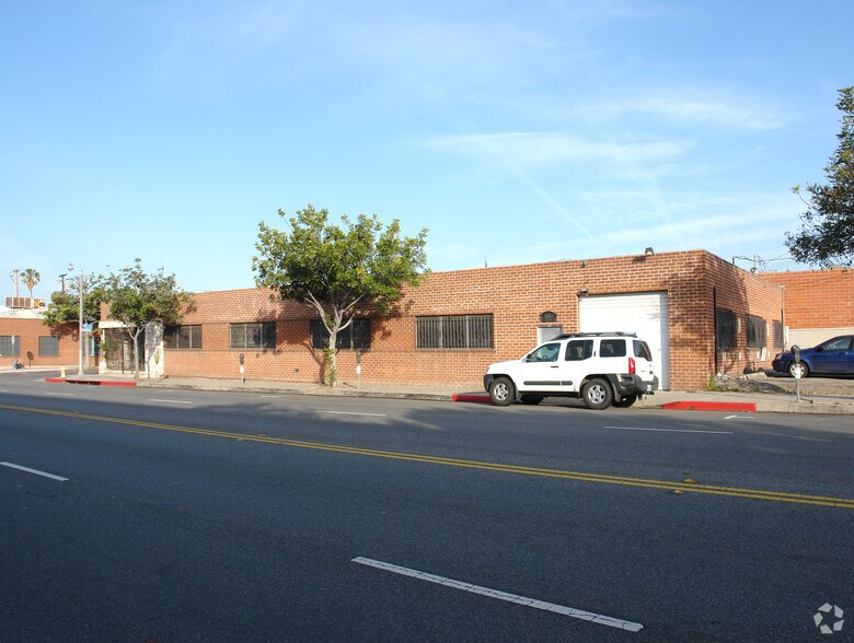More Photos Of 1701 Colorado Ave, Santa Monica Research And Development For Lease