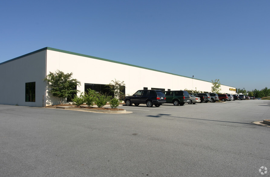 Primary Photo Of 250 Business Center Dr, Stockbridge Health Club For Sale