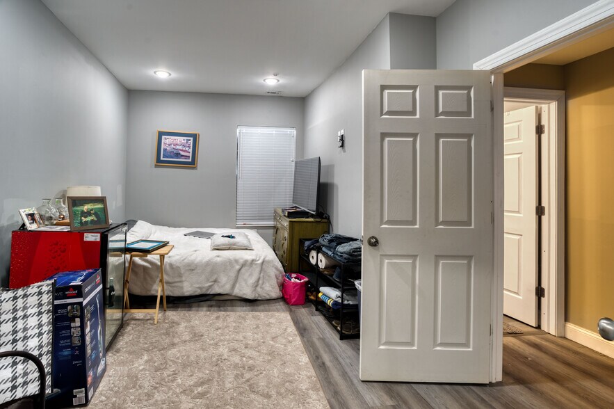 More Photos Of 3817 Pacific Ave, Wildwood Restaurant For Sale