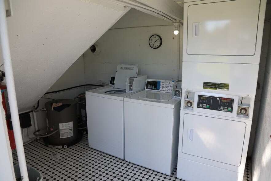 More Photos Of 35 Dufferin St, Saint Augustine Apartments For Sale