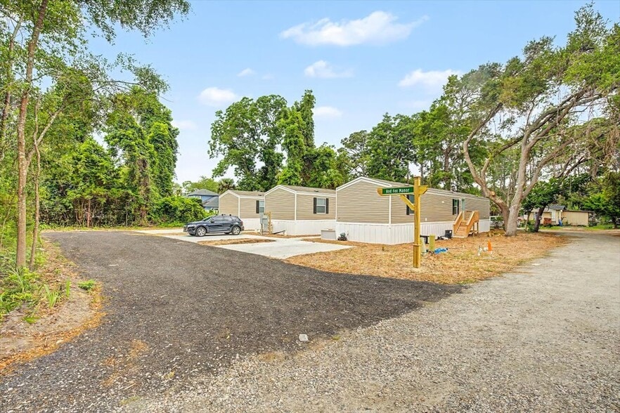 More Photos Of 120 Red Fox Mnr, Hilton Head Island Multifamily For Sale