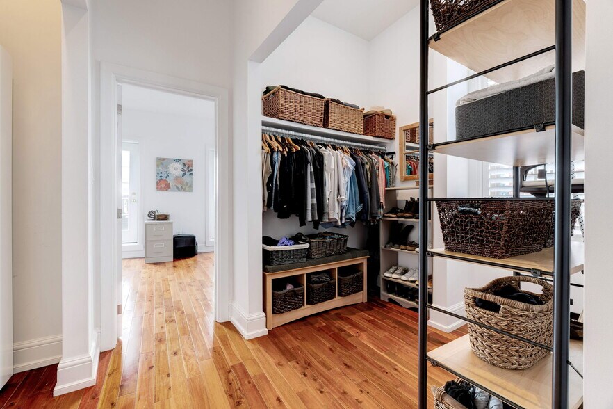 More Photos Of 205 King St E, Hamilton Storefront Retail Residential For Sale
