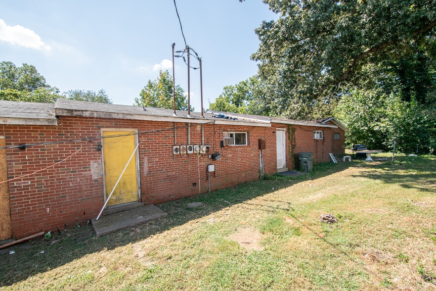 More Photos Of 3425 Martin Ave, Greensboro Apartments For Sale