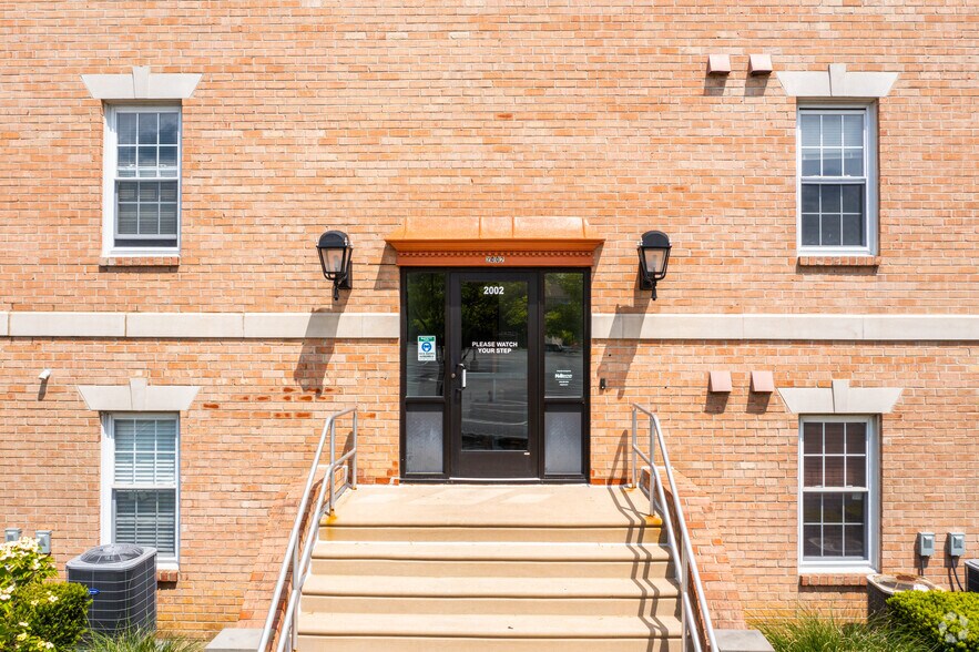 More Photos Of 2000 Sproul Rd, Broomall Unknown For Lease