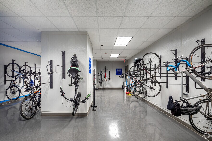 More Photos Of 1818 Market St, Philadelphia Office For Lease