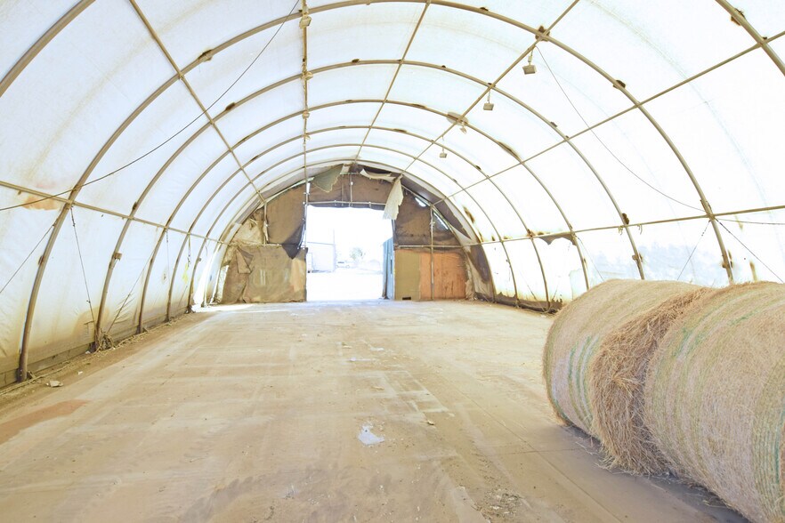 More Photos Of 305 E 57th St, Odessa Warehouse For Sale