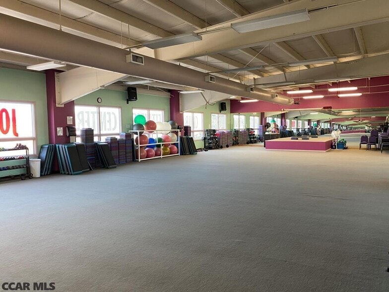 More Photos Of 1510-1520 Martin St, State College Sports And Entertainment For Lease