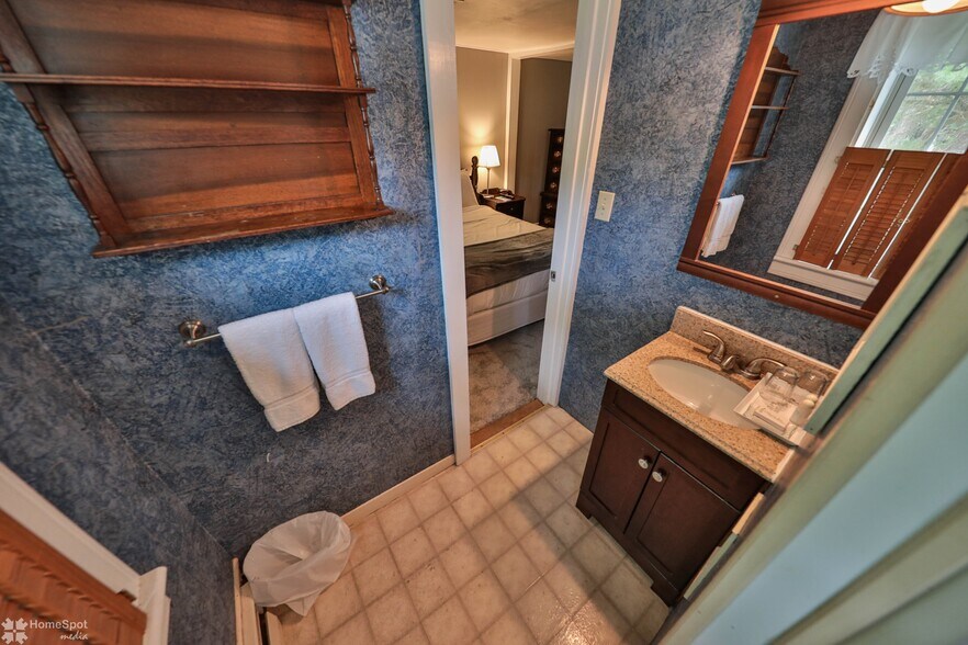 More Photos Of 2468 Route 390, Canadensis Hospitality For Sale