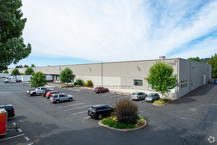 More Photos Of 19005 64th Ave S, Kent Warehouse For Lease
