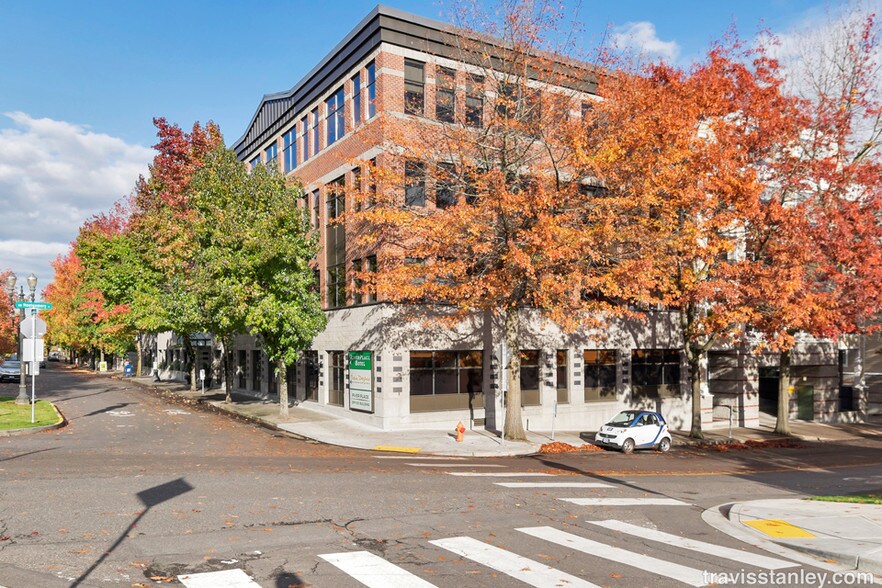 More Photos Of 1750 SW Harbor Way, Portland Medical For Lease