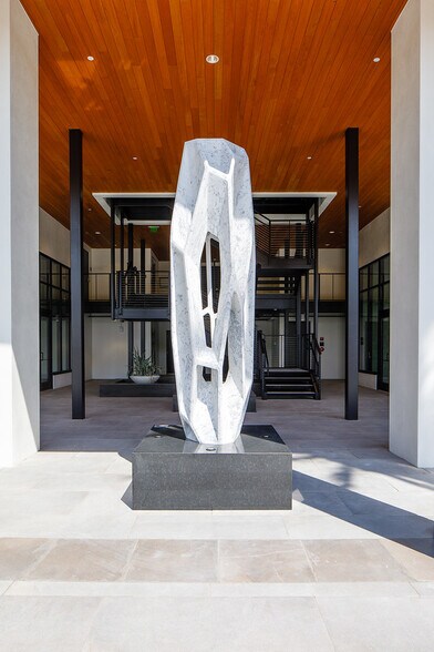 More Photos Of 111 10th St S, Naples Office For Lease