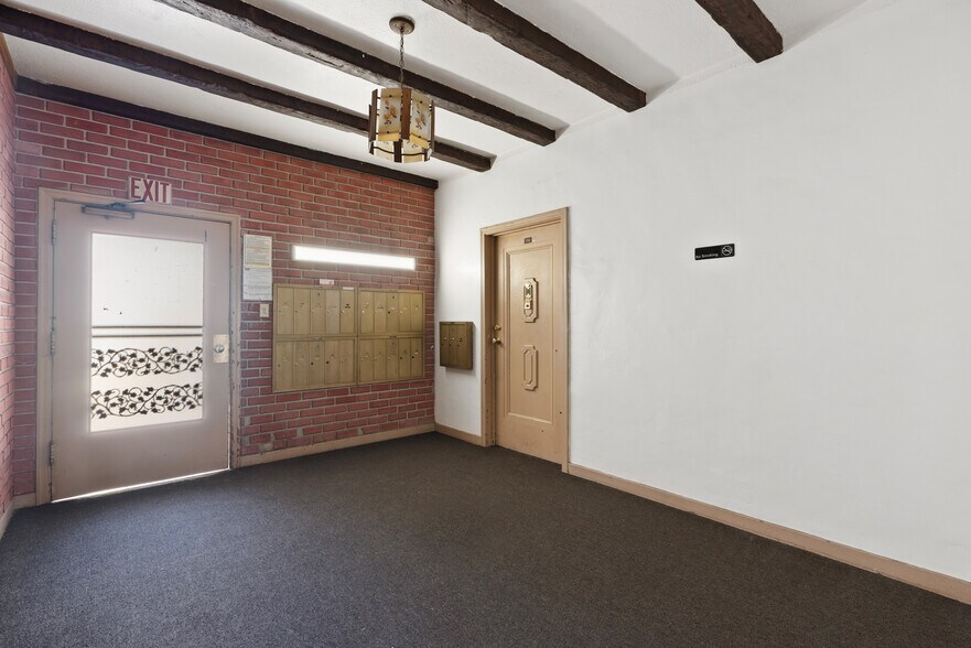 More Photos Of 4408 E Lockwood Ave, Los Angeles Apartments For Sale