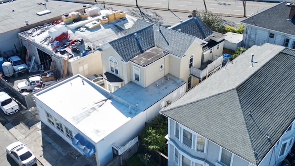 More Photos Of 1011 E 11th St, Oakland Religious Facility For Sale