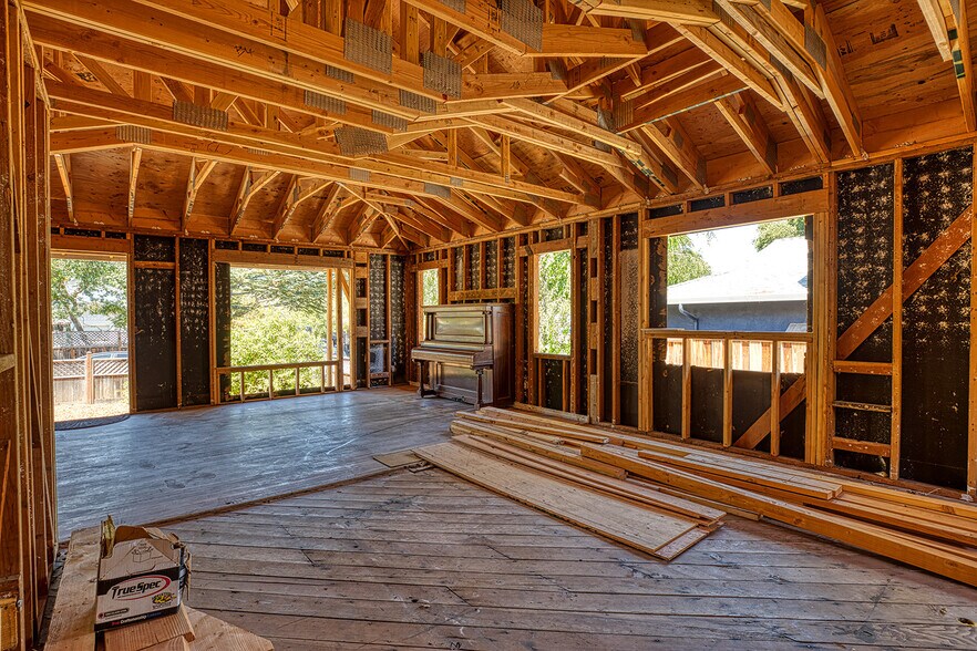 More Photos Of 243 Ada Ave, Felton Specialty For Sale