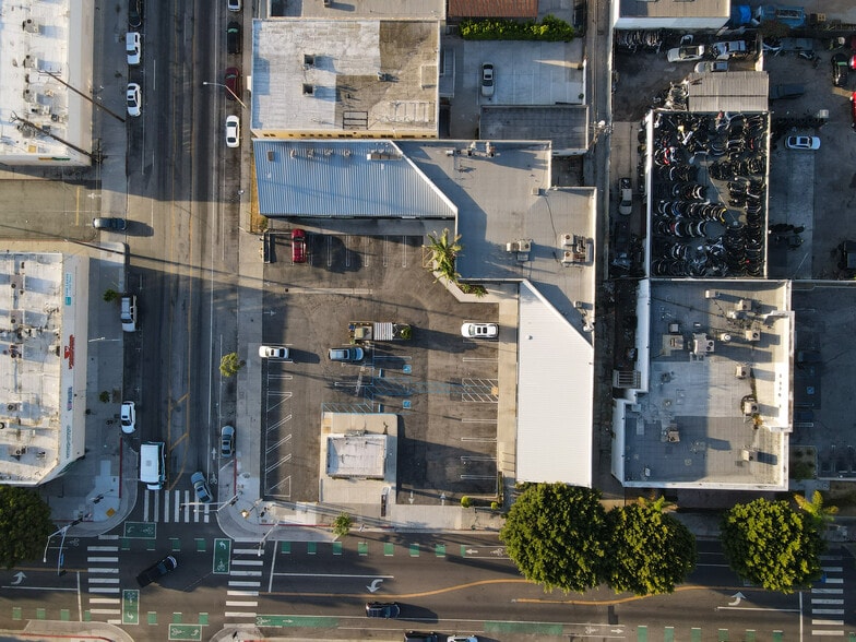 More Photos Of 208-214 W Anaheim St, Wilmington Storefront Retail Office For Sale