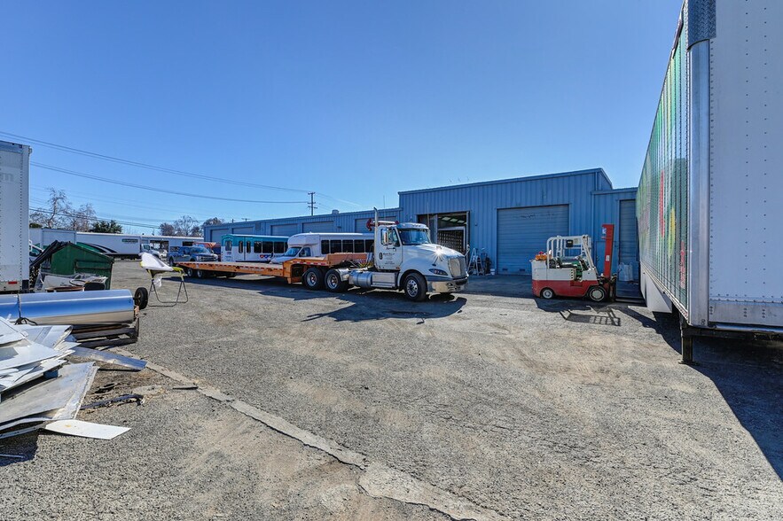 More Photos Of 1441 Richards Blvd, Sacramento Service For Lease