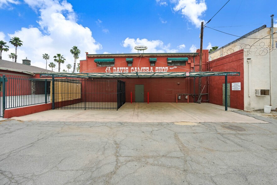 More Photos Of 376 N D St, San Bernardino Storefront Retail Office For Sale