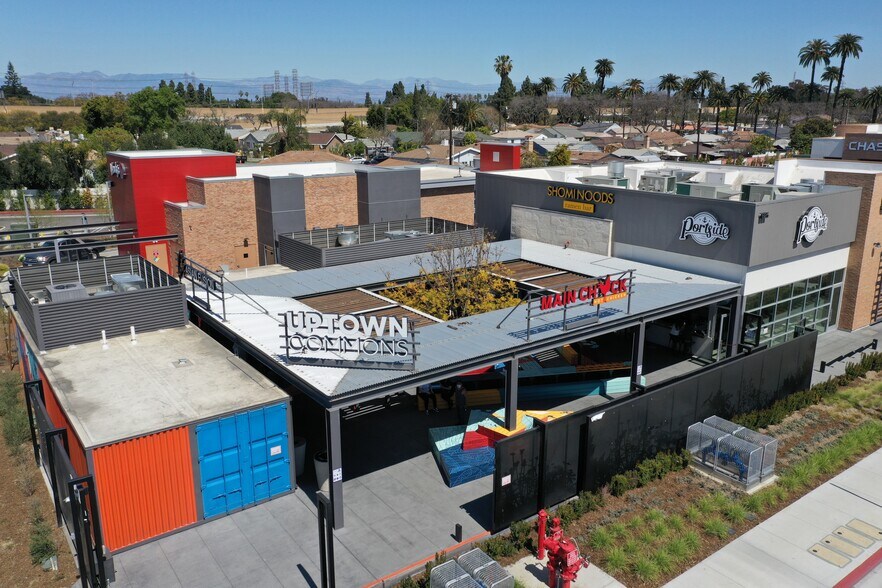 Primary Photo Of 6600 Atlantic Ave, Long Beach Restaurant For Sale