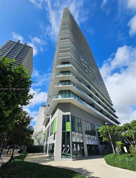 More Photos Of 501 NE 31st St, Miami Apartments For Sale