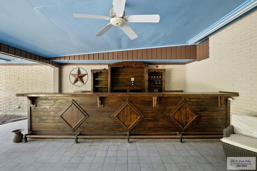 More Photos Of 1 Frost Ln, San Benito Lodge Meeting Hall For Sale