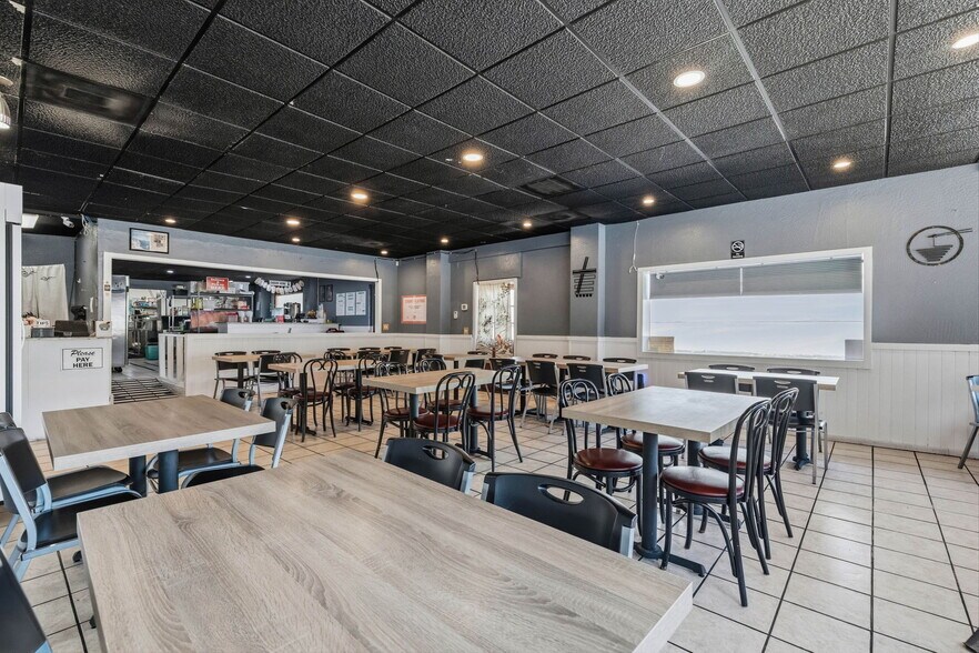More Photos Of 64 W Stockton St, Sonora Restaurant For Sale