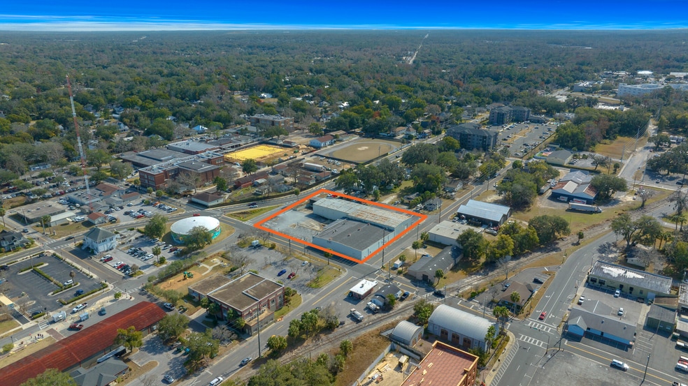 More Photos Of 506 SE 3rd Ave, Ocala Warehouse For Lease