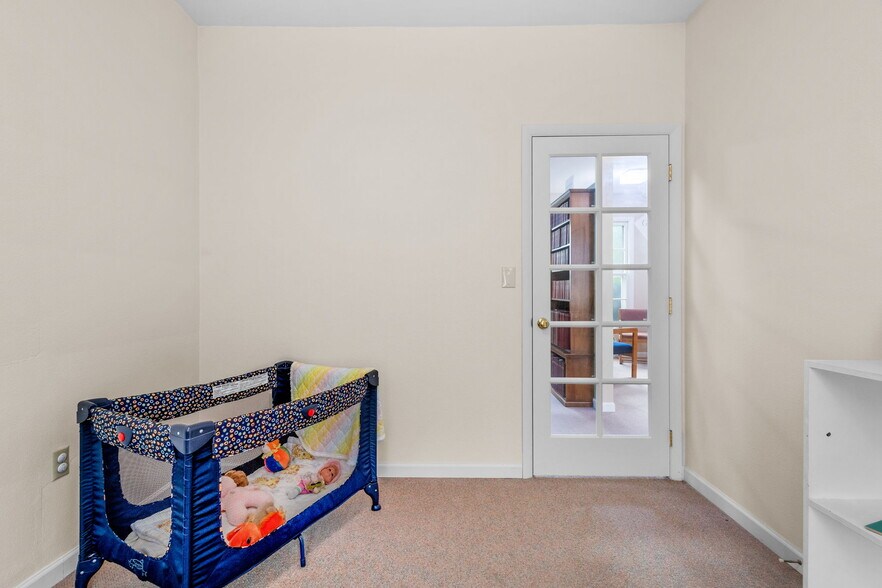 More Photos Of 537 7th Ave SW, Albany Religious Facility For Sale
