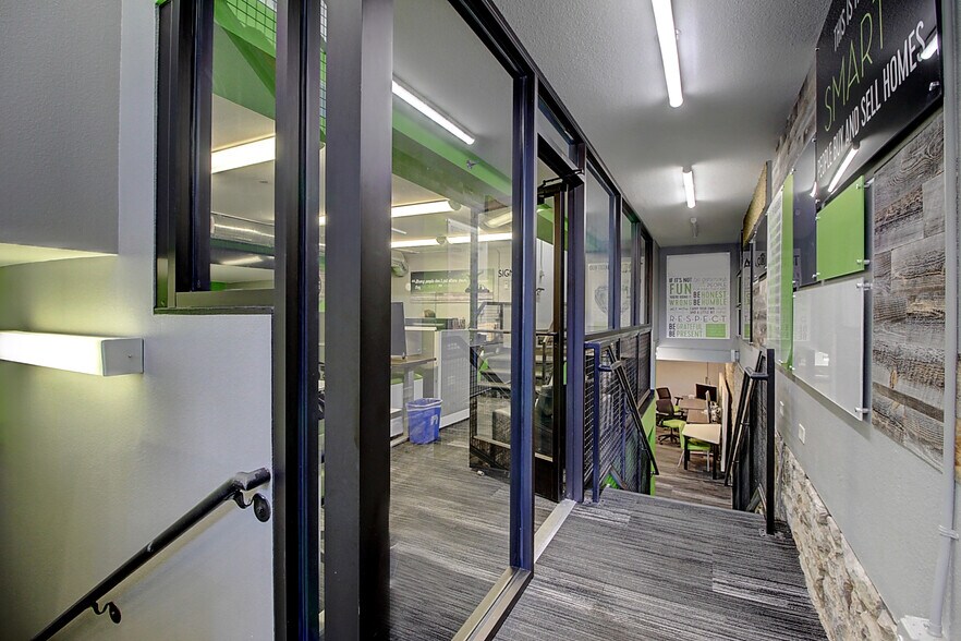 More Photos Of 2401 15th St, Denver Office For Lease