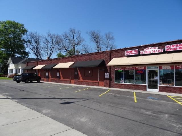 Primary Photo Of 319-327 Person St, Fayetteville Storefront For Lease