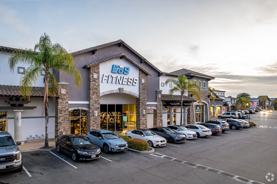 More Photos Of 39400 Murrieta Hot Springs Rd, Murrieta Unknown For Lease