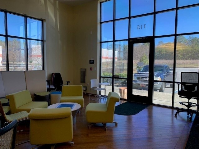 More Photos Of 5551 Parkwest Dr, Bessemer Distribution For Lease
