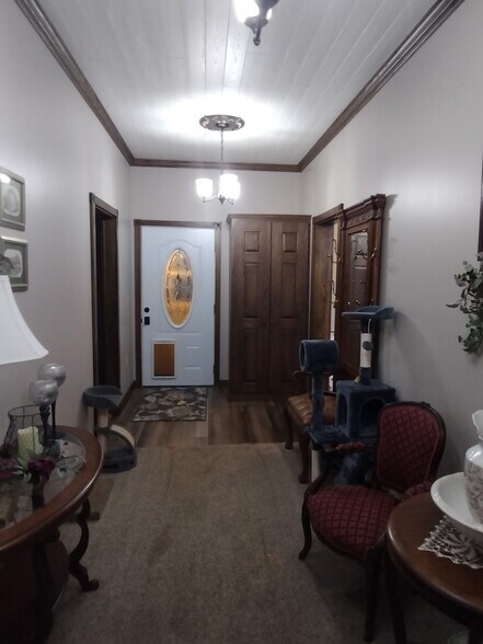 More Photos Of 131 Main St, Worthville Restaurant For Sale