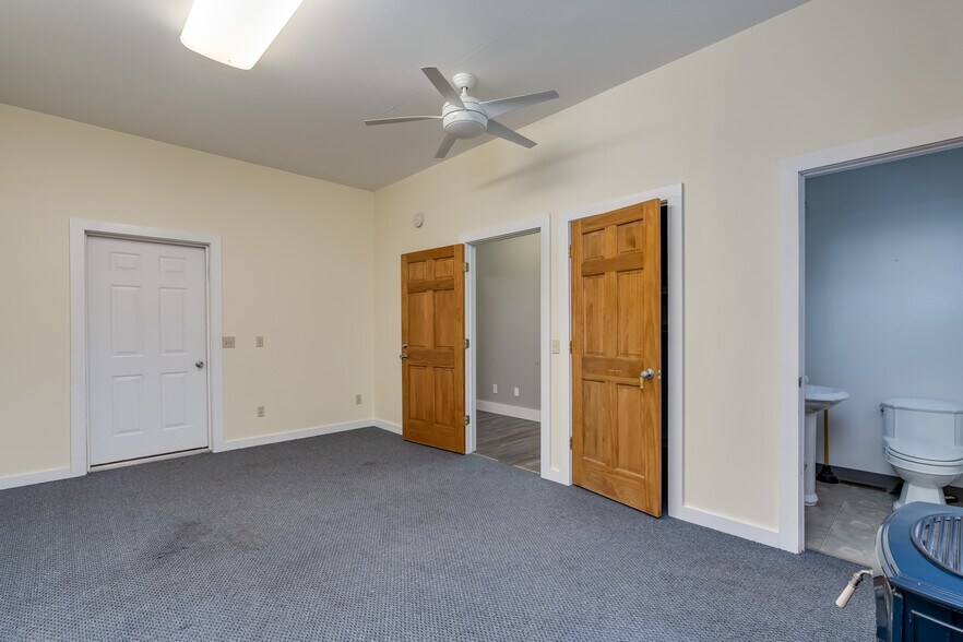 More Photos Of 708 James St, Clayton Office For Sale