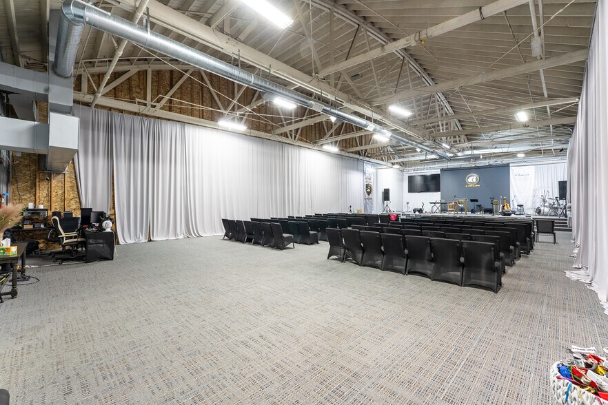 More Photos Of 6200 Avalon Blvd, Los Angeles Manufacturing For Sale