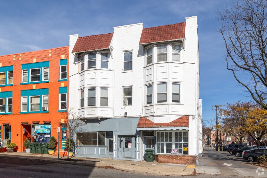 Primary Photo Of 20 E Washington St, Hagerstown Storefront Retail Residential For Lease