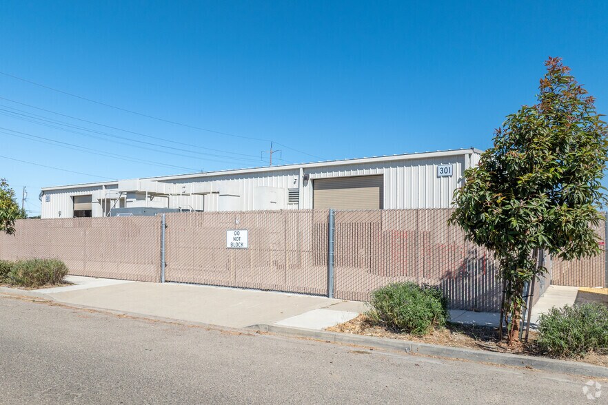 More Photos Of 301 E Laurel Ave, Lompoc Warehouse For Sale