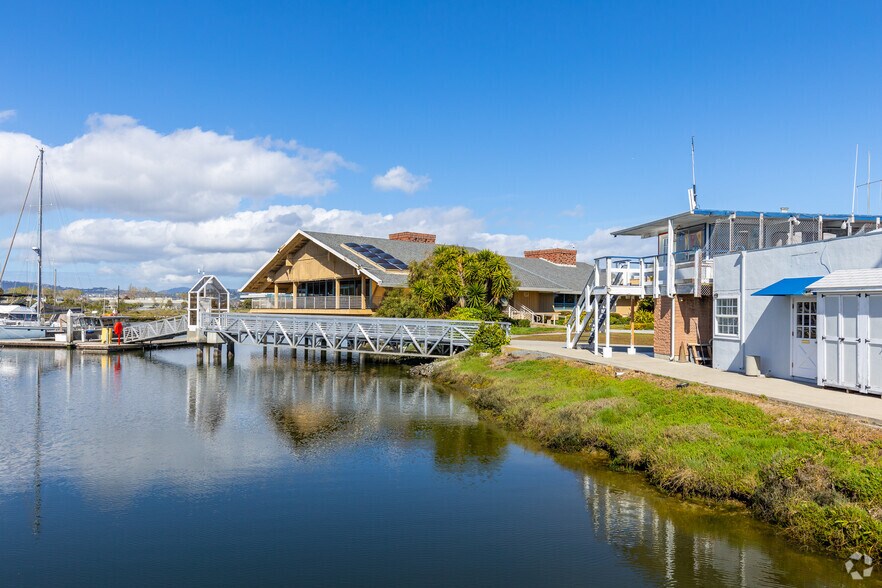 More Photos Of 459 Seaport Ct, Redwood City General Retail For Sale