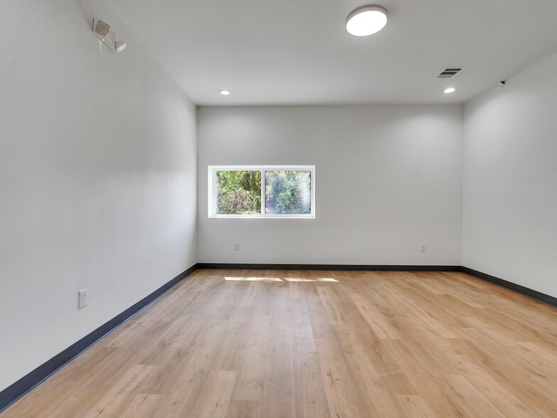 More Photos Of 8382 Miller Rd, Magnolia Industrial For Sale