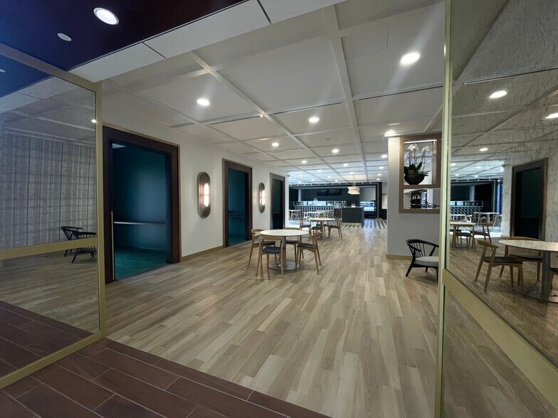 More Photos Of 10 Glenlake Pky NE, Atlanta Office For Lease