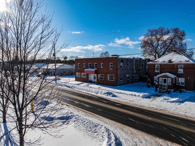 More Photos Of 449 Mead Blvd, Espanola Apartments For Sale