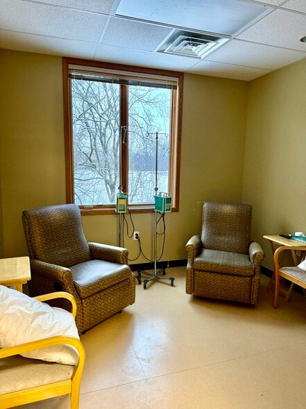 More Photos Of 1550 Watertower Pl, East Lansing Medical For Sale