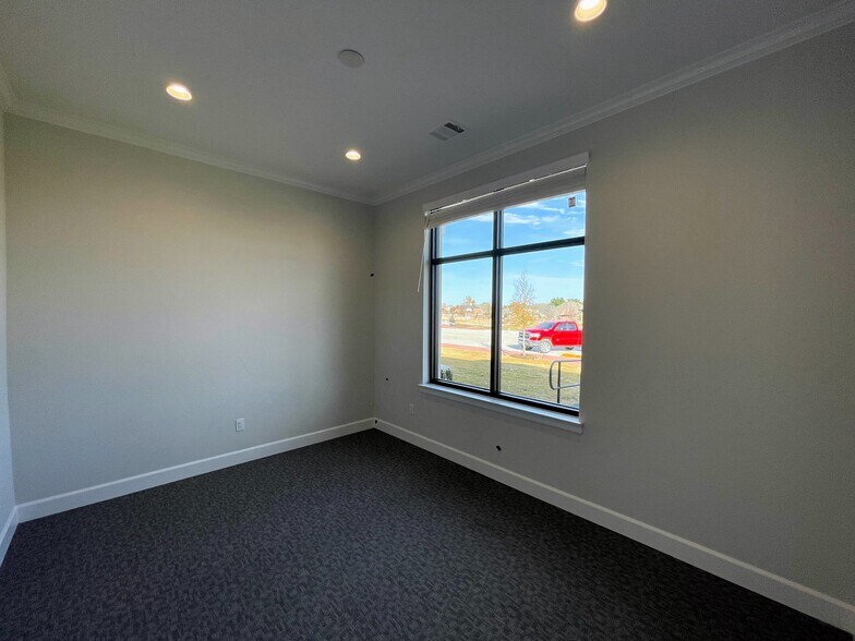 More Photos Of 7700 Preston Rd, Frisco Medical For Lease
