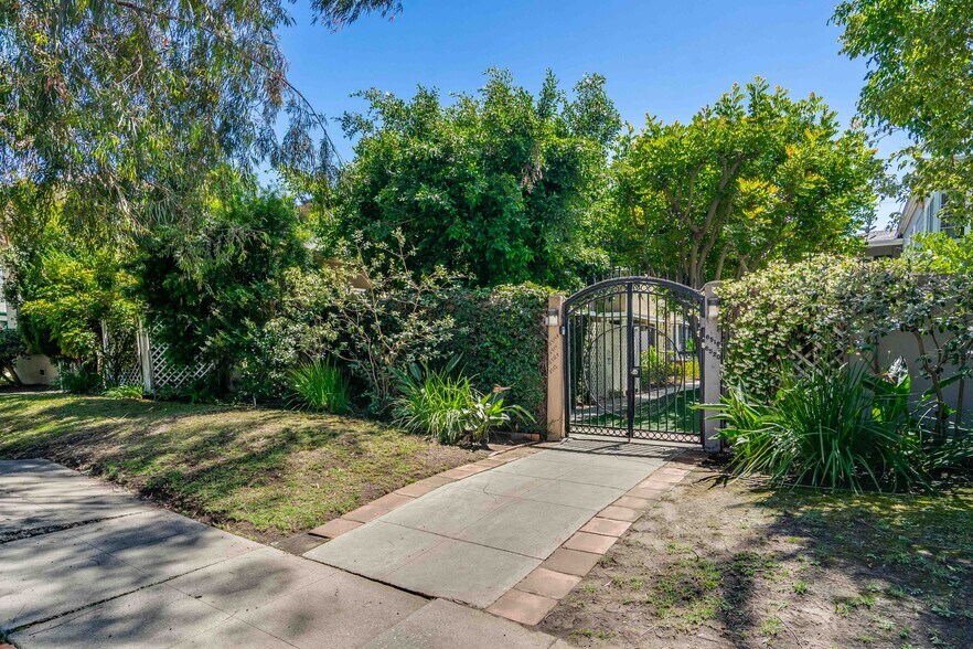 More Photos Of 6512 W Olympic Blvd, Los Angeles Apartments For Sale