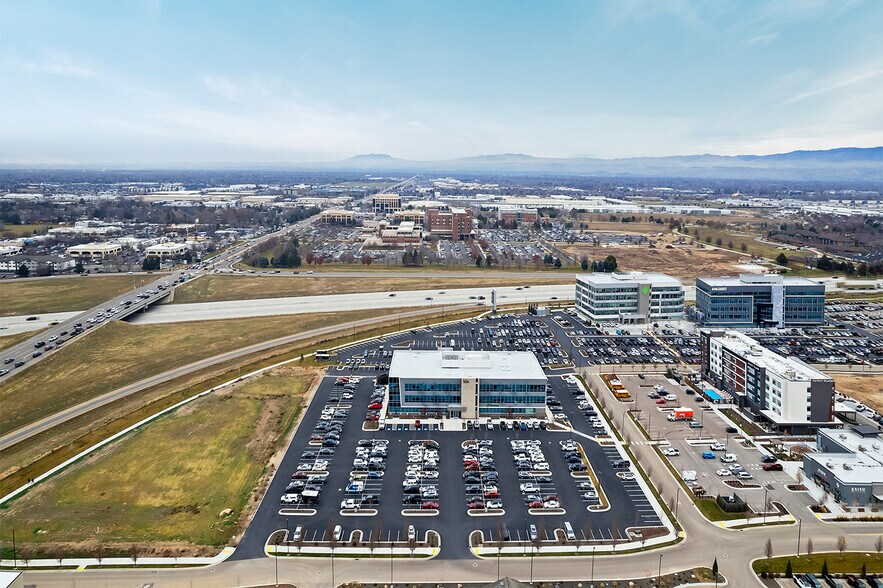 More Photos Of 1120 S Rackham Way, Meridian Office For Sale