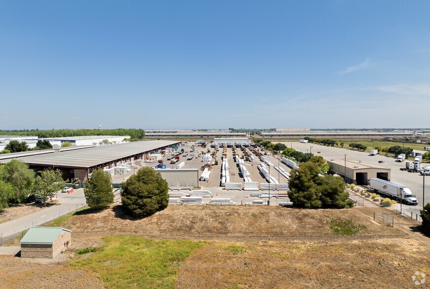 More Photos Of 12030 S Harlan Rd, Lathrop Warehouse For Sale