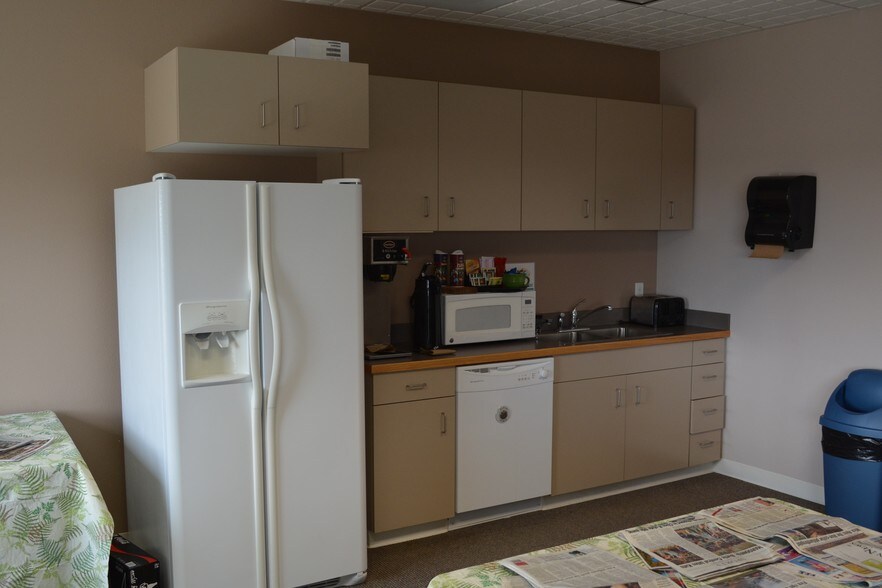 More Photos Of 125 Schoolhouse Loop, Kalispell Office For Sale