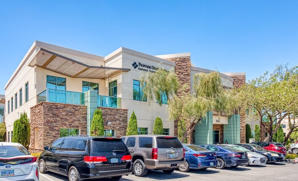 More Photos Of 870 Seven Hills Dr, Henderson Unknown For Lease