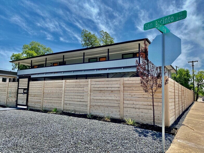 More Photos Of 4400 San Jacinto St, Dallas Multifamily For Sale